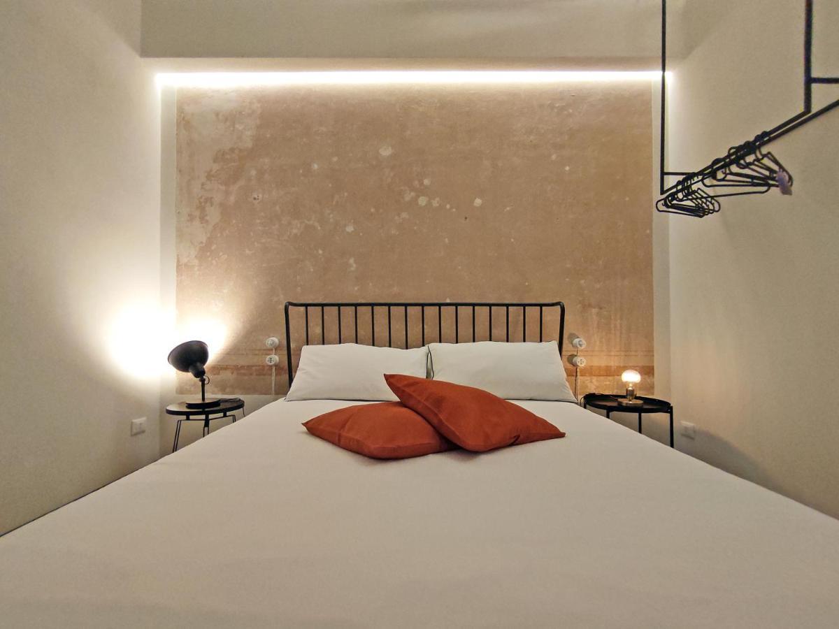 Bassi77 - Rooms & Apartments Trapani Exteriör bild