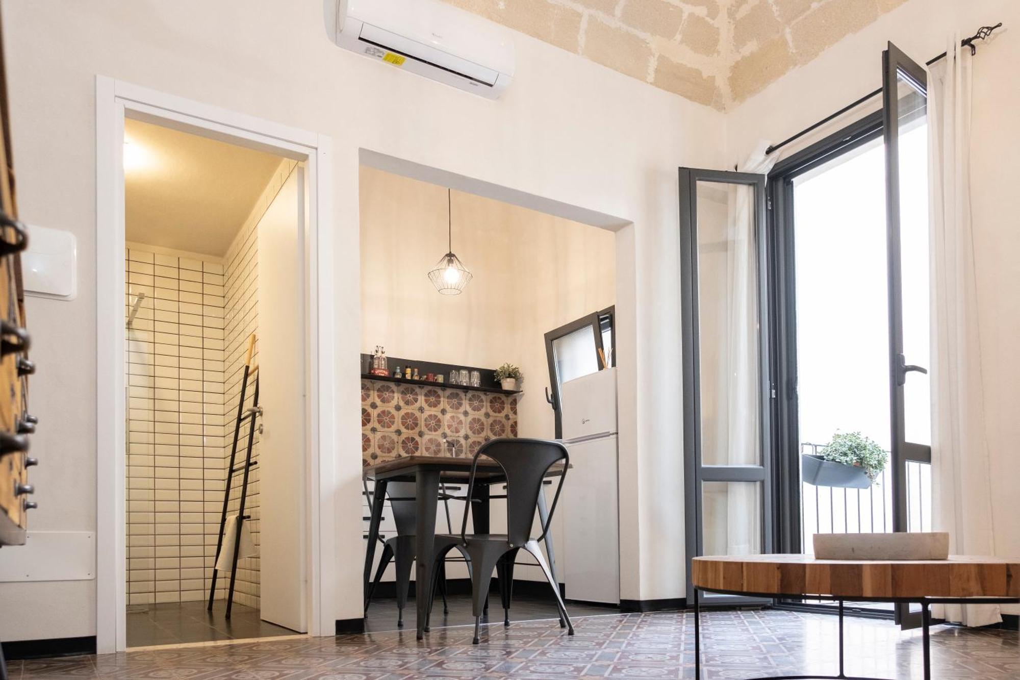Bassi77 - Rooms & Apartments Trapani Exteriör bild